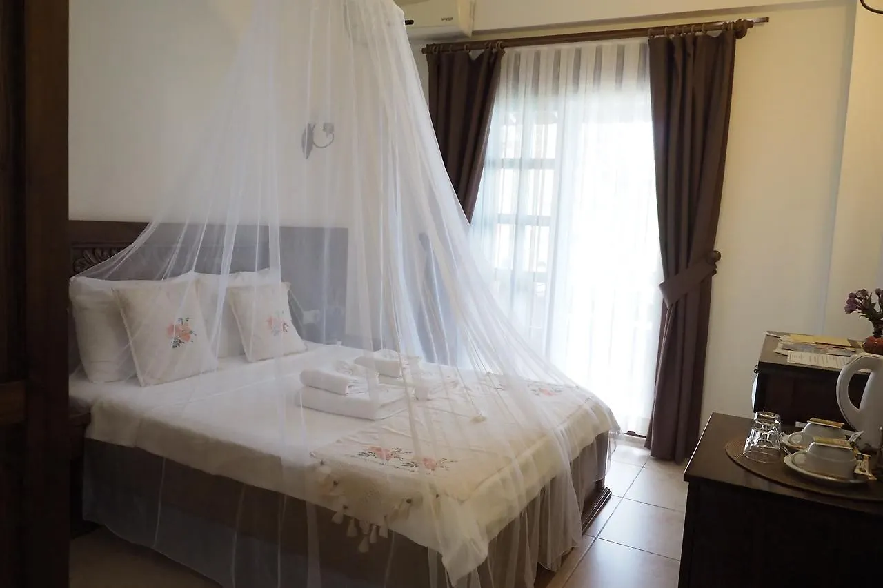 Loca Hotel Сиде 5*,