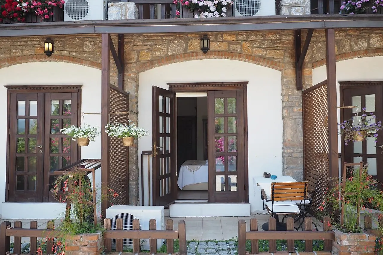 Loca Hotel Side