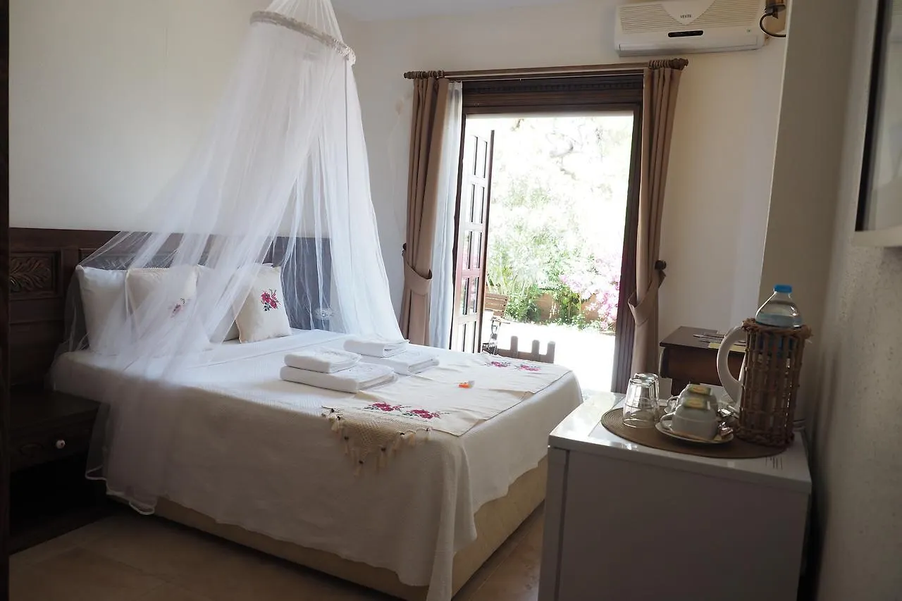 Loca Hotel Сиде